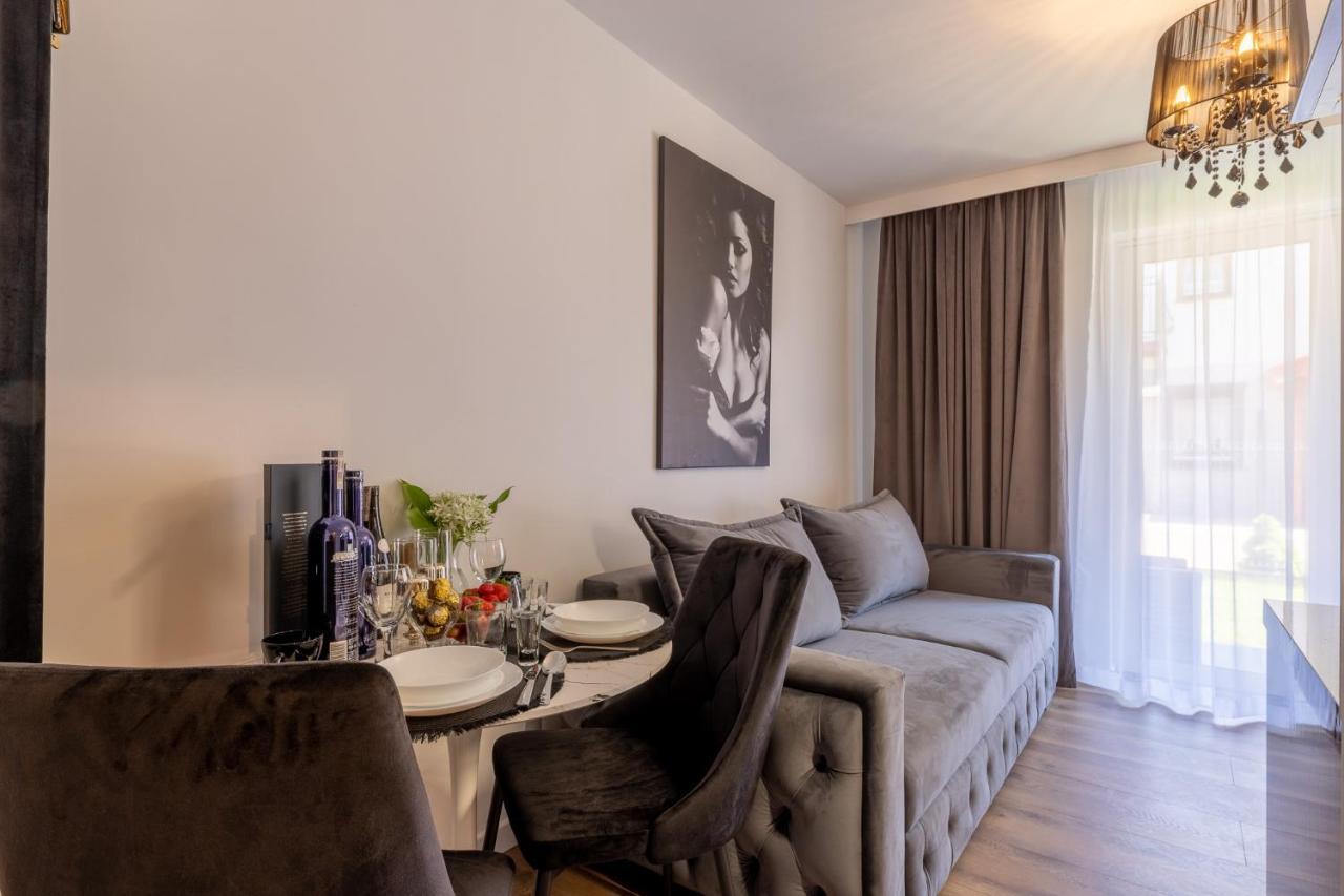 Sunrise Apartaments Luxury 罗威 外观 照片